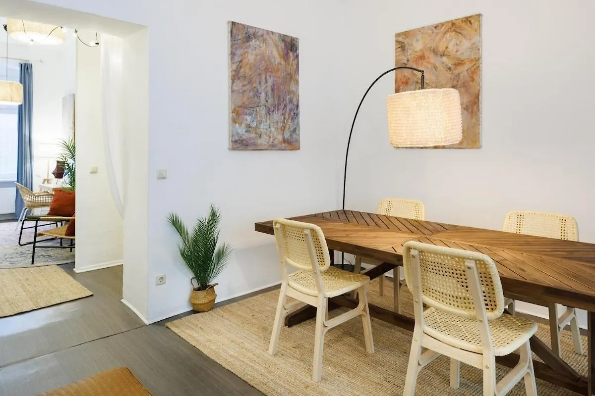 Artsy Apartment In Friedrichshain Berlín Německo